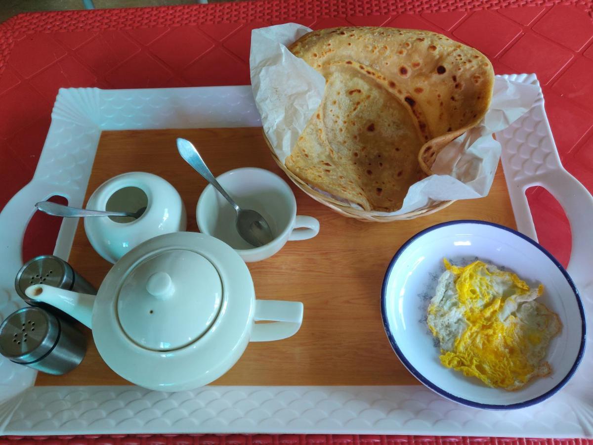 The Travelers Den Hotel Islamabad Zewnętrze zdjęcie