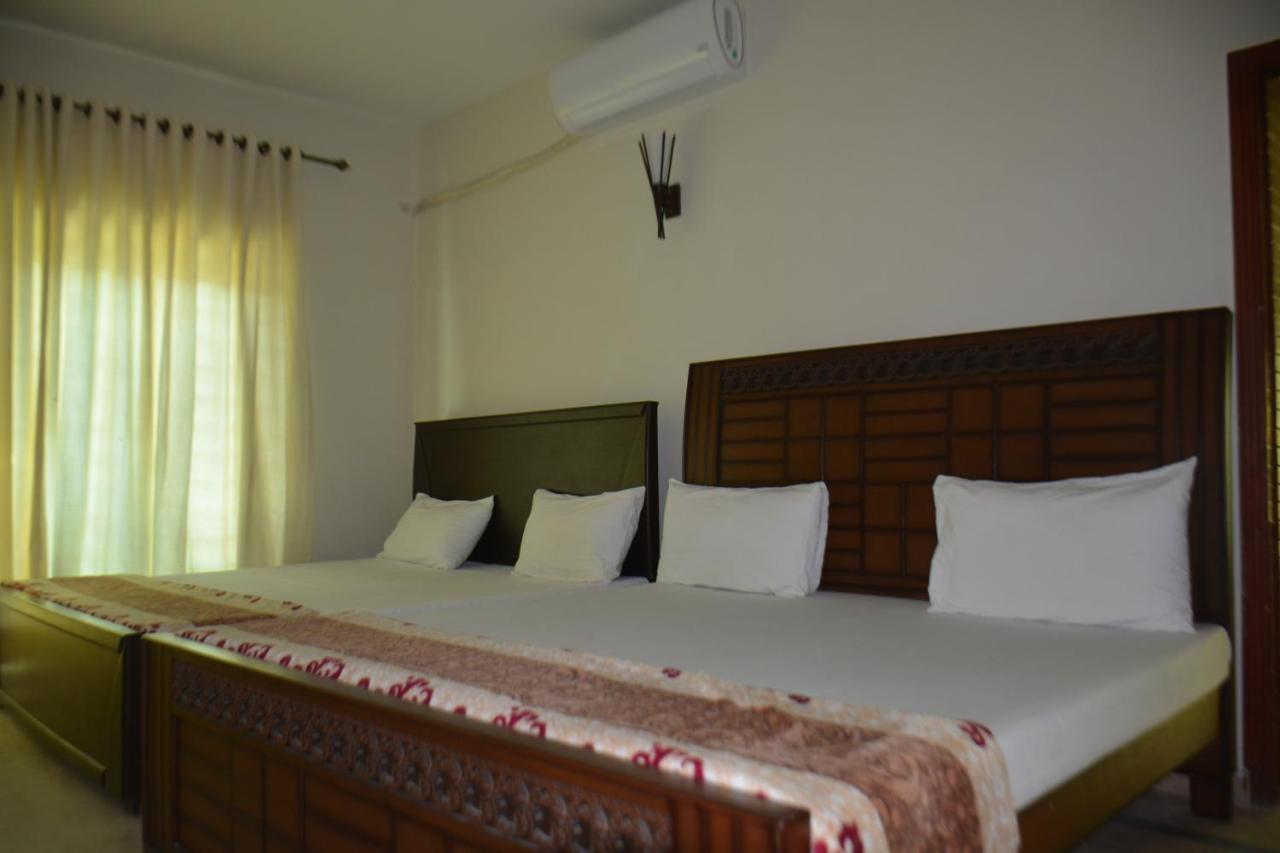 The Travelers Den Hotel Islamabad Zewnętrze zdjęcie