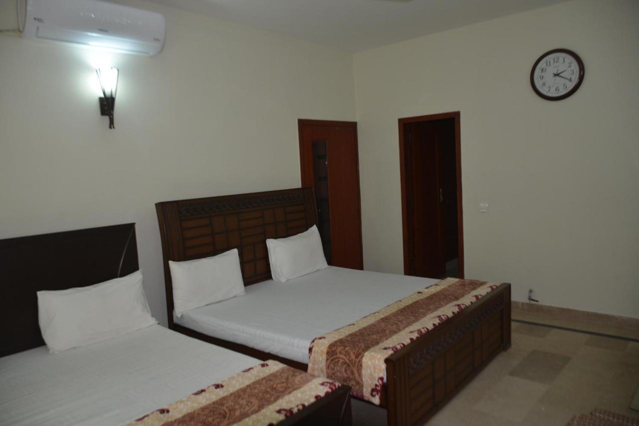 The Travelers Den Hotel Islamabad Zewnętrze zdjęcie